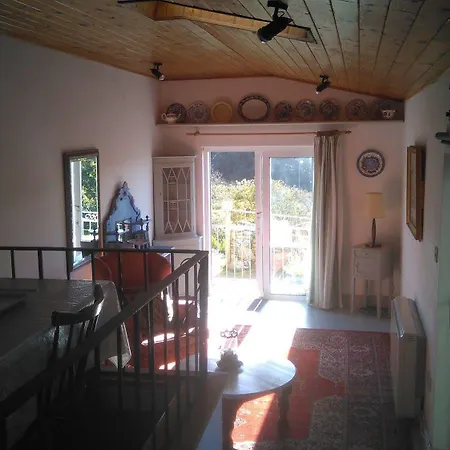 Clifden Apartment *